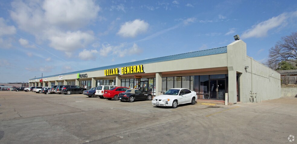 8440-8474 Camp Bowie West Blvd, Fort Worth, TX à louer - Photo principale – Image 2 sur 4