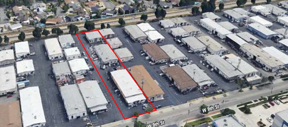 972, 968 & 964 W 9th St portefeuille de 3 biens à vendre sur LoopNet.fr - Photo principale – Image 1 sur 4