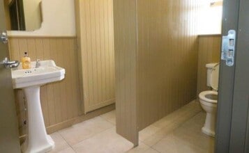 1 Antrim Rd, Lisburn à louer Photo intérieure– Image 2 sur 5