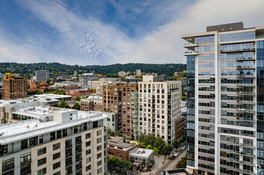 900-922 NW 11th Ave, Portland, OR à louer - Photo de l’immeuble – Image 2 sur 4