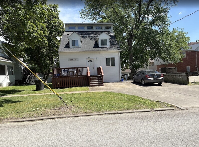 513 S Ash St, Carbondale, IL à vendre - Photo principale – Image 1 sur 1