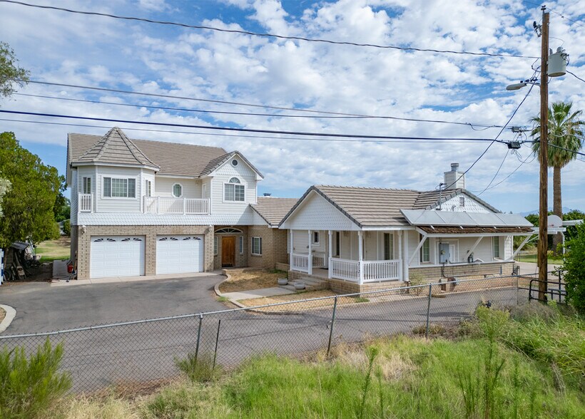 3131 N Gilbert Rd, Mesa, AZ à vendre - Photo de l’immeuble – Image 2 sur 18