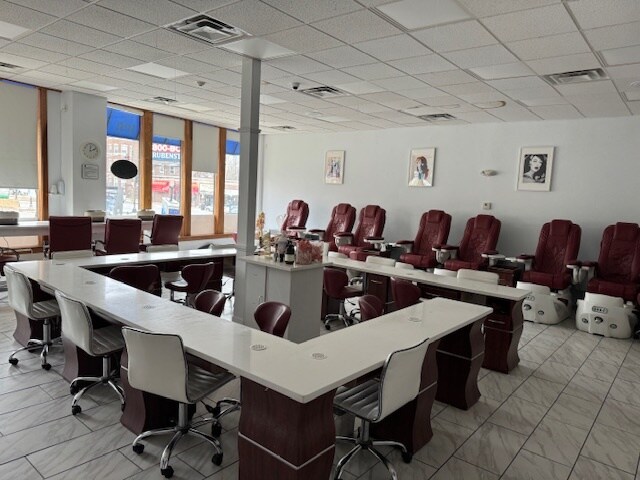 1430-1440 Commonwealth Ave, Brighton, MA à louer Photo intérieure– Image 1 sur 5