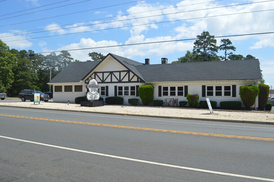 364 E Main St, Tuckerton, NJ à vendre - Photo de l’immeuble – Image 2 sur 31
