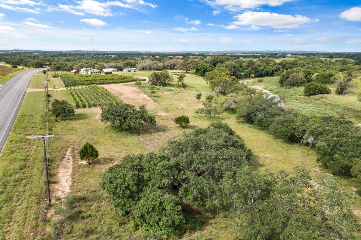 13502 US 290 E, Stonewall, TX à vendre Photo de l’immeuble– Image 1 sur 57