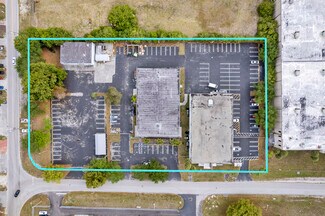Plus de détails pour 4790 NW 157th St – Industriel/Logistique à vendre, Miami Gardens, FL