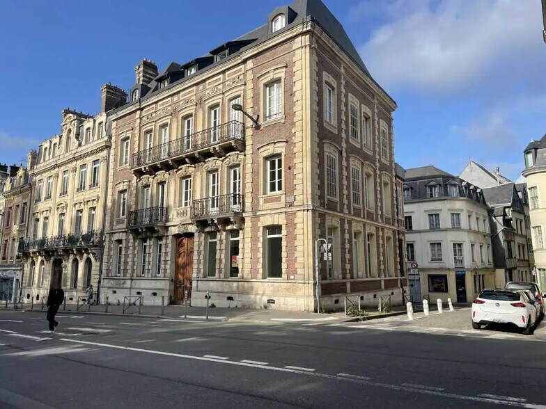 Bureau dans Rouen à louer - Photo de l’immeuble – Image 1 sur 19