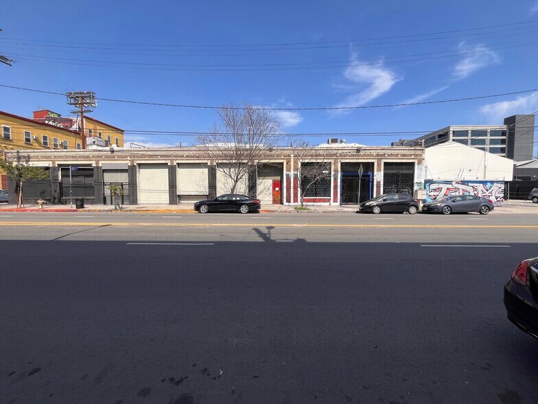 800-810 S Santa Fe Ave, Los Angeles, CA à louer - Photo de l’immeuble – Image 1 sur 1