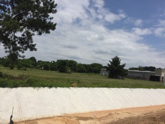 28030 FM 2978, Magnolia, TX à vendre - Photo de l’immeuble – Image 3 sur 10