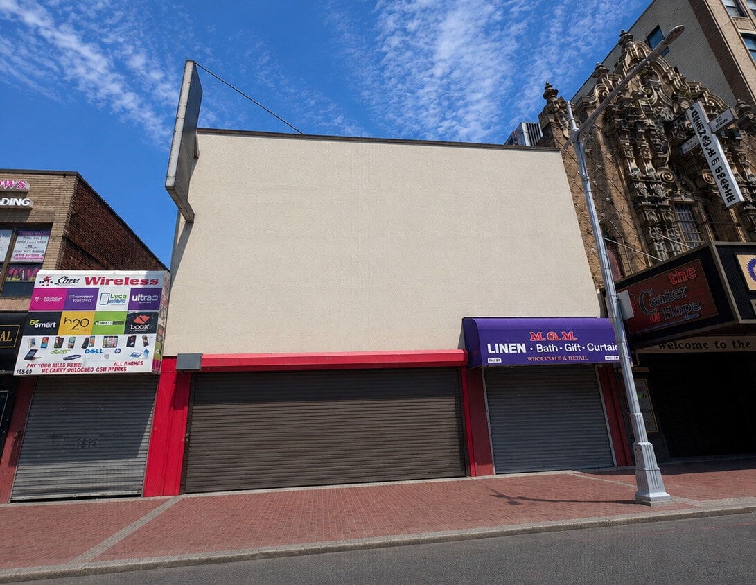 16505 Jamaica Ave, Jamaica, NY à louer Photo intérieure– Image 1 sur 3