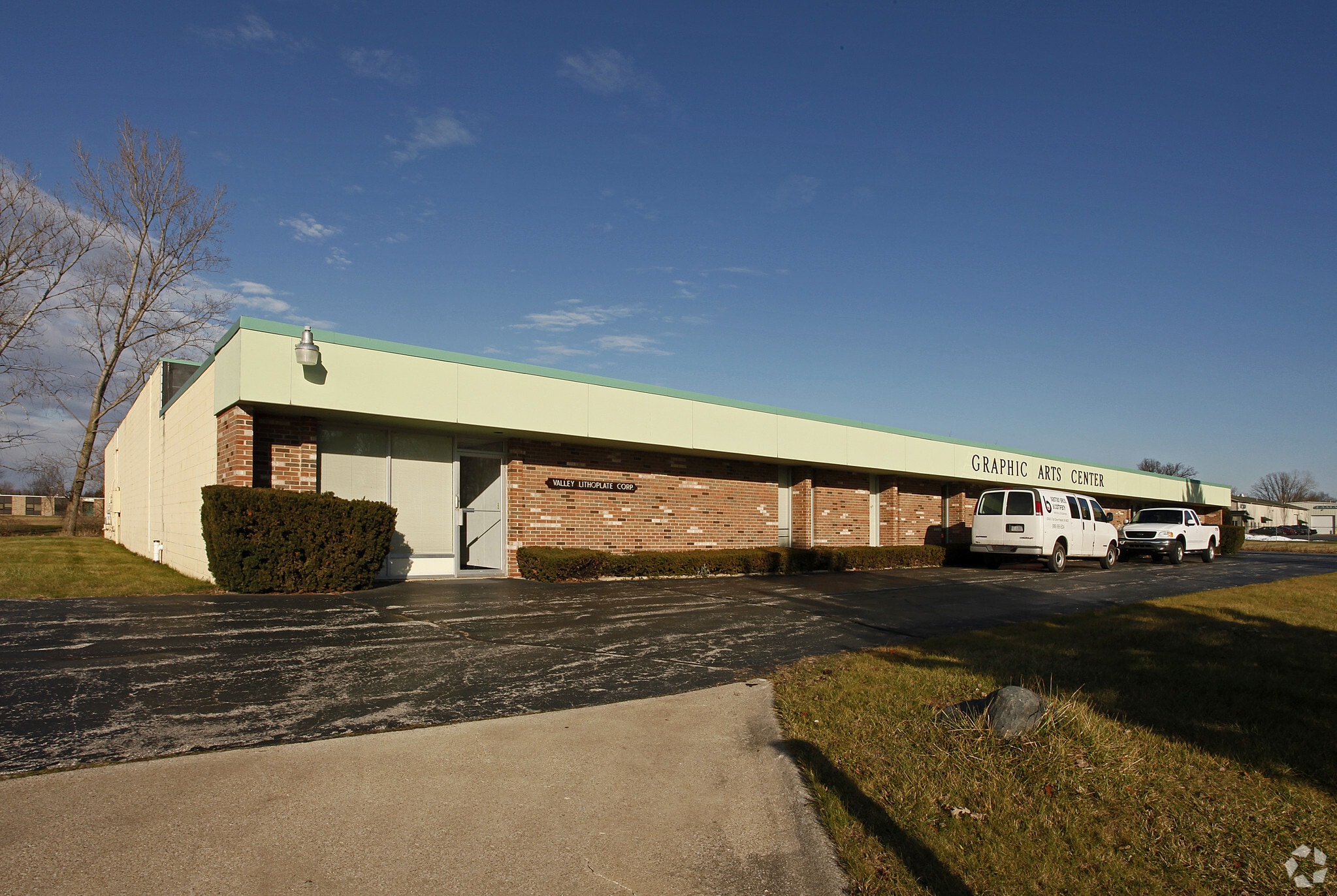 10240 Thor Dr, Freeland, MI à vendre Photo principale– Image 1 sur 27