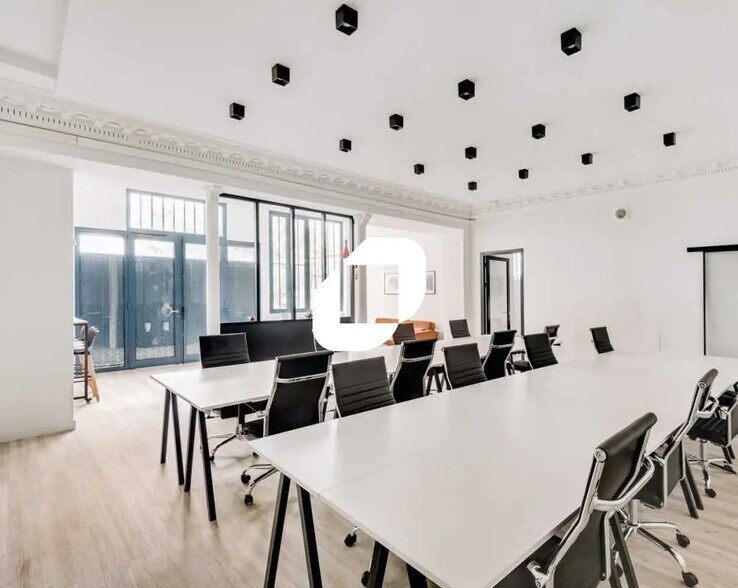 28 Rue De Trévise, Paris à vendre - Photo de l’immeuble – Image 3 sur 26