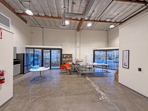 3340 Industrial Dr, Santa Rosa, CA à louer Photo intérieure– Image 1 sur 9