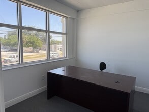501 S Lincoln Ave, Clearwater, FL à louer Photo intérieure– Image 1 sur 11