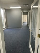 4550 W 103rd St, Oak Lawn, IL à louer Photo intérieure– Image 1 sur 5