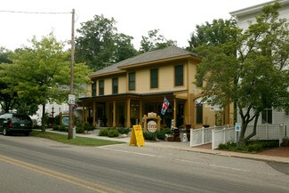 Plus de détails pour 98 W Center St, Douglas, MI - Local commercial à vendre
