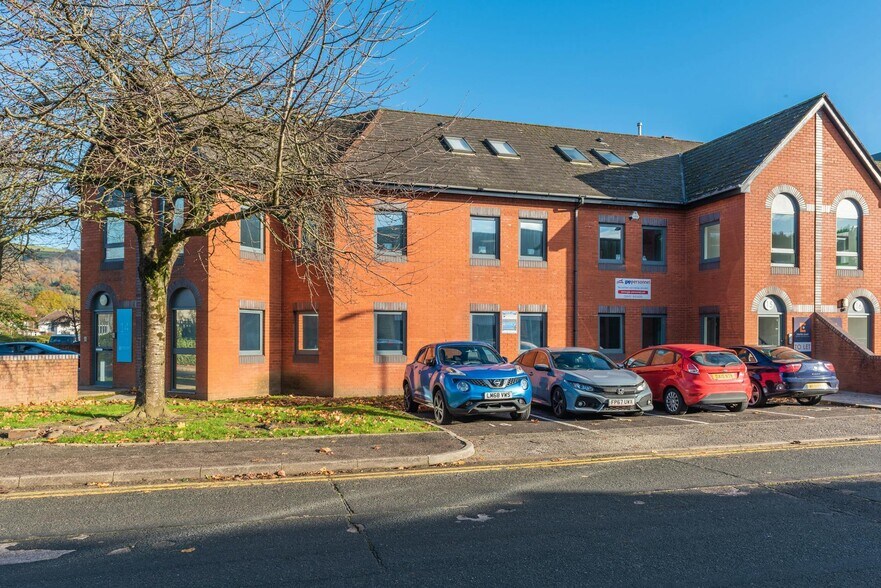 Centre Ct, Pontypridd à louer - Photo de l’immeuble – Image 3 sur 22