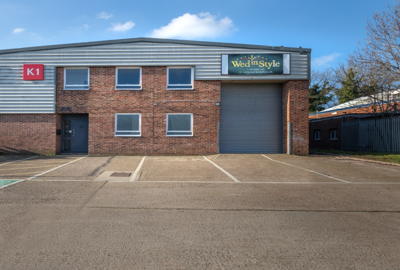 419-420 Bridport Rd, Greenford à louer Photo de l’immeuble– Image 1 sur 2