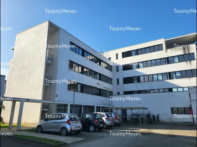 2 A Rue Du Pâtis Tatelin, Rennes à louer - Photo de l’immeuble – Image 2 sur 7
