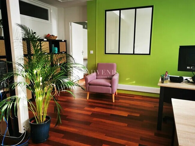 Plus de détails pour Bureau à louer