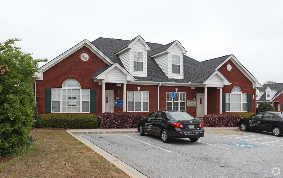 7766-7768 Hampton Pl, Loganville, GA à louer - Photo de l’immeuble – Image 2 sur 3