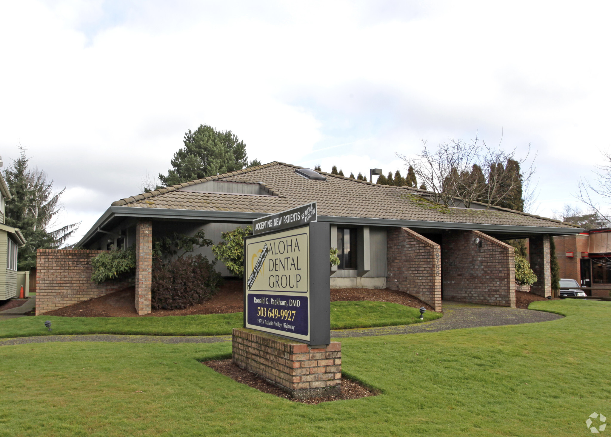 19755 SW Tualatin Valley Hwy, Beaverton, OR à vendre Photo principale– Image 1 sur 9