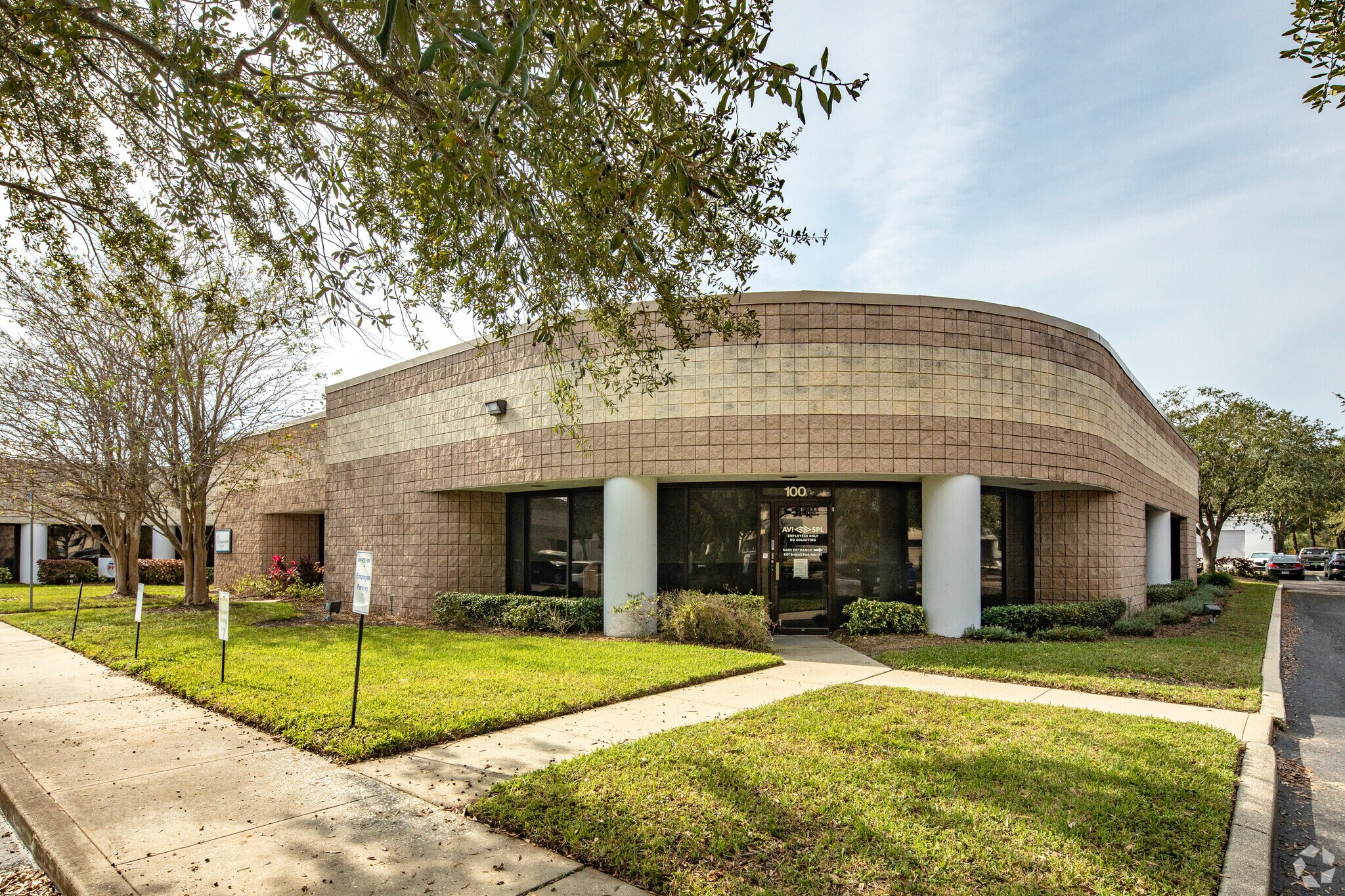 5910 Benjamin Center Dr, Tampa, FL à louer Photo principale– Image 1 sur 9