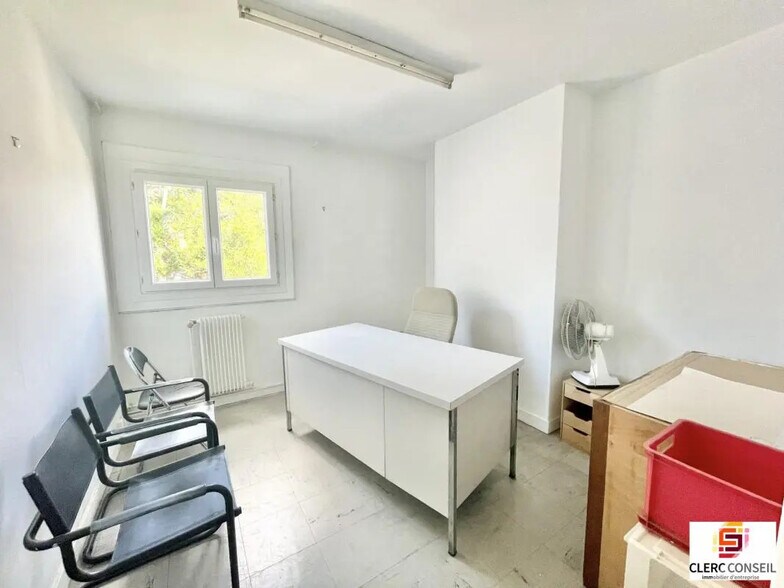 Bureau dans Sotteville-lès-Rouen à louer - Photo de l’immeuble – Image 2 sur 6