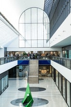 8687 Melrose Ave, West Hollywood, CA à louer Photo intérieure– Image 2 sur 3