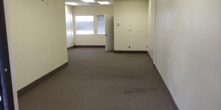 222-228 S Rainbow Blvd, Las Vegas, NV à louer Photo de l’immeuble– Image 1 sur 4