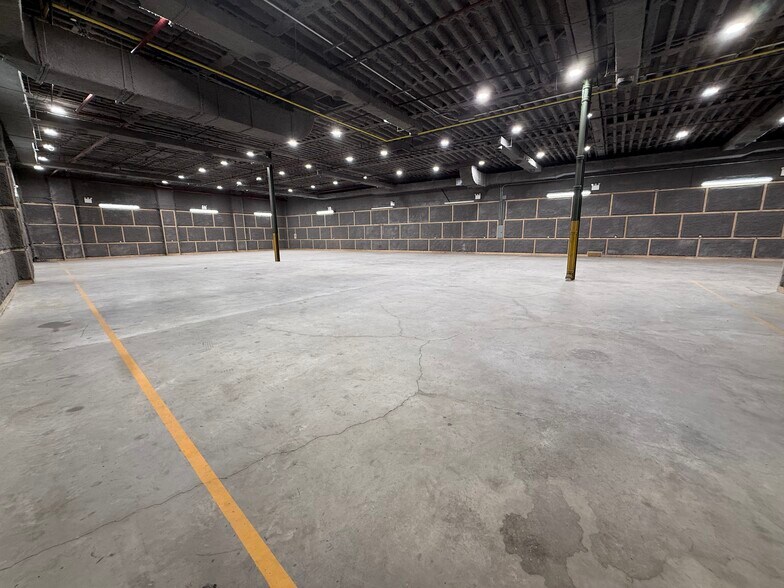 1539 Covert St, Ridgewood, NY à louer - Photo de l’immeuble – Image 3 sur 118