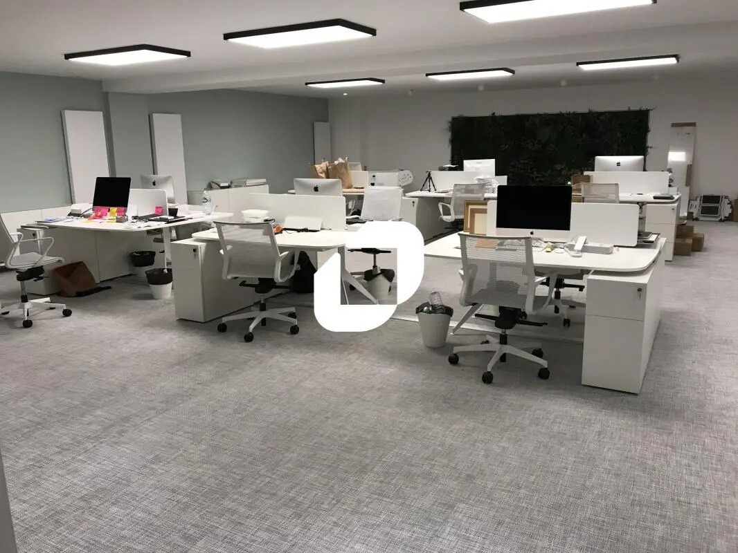 Bureau dans Paris à louer Photo de l’immeuble– Image 1 sur 14