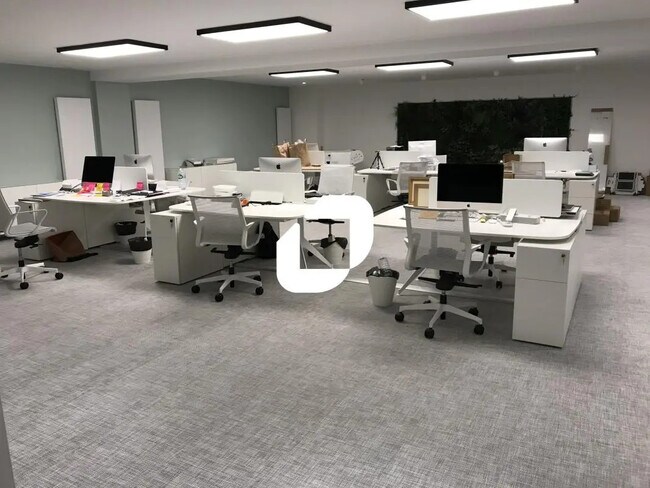 Plus de détails pour Bureau à louer