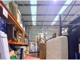 Plus de détails pour Industriel/Logistique à louer