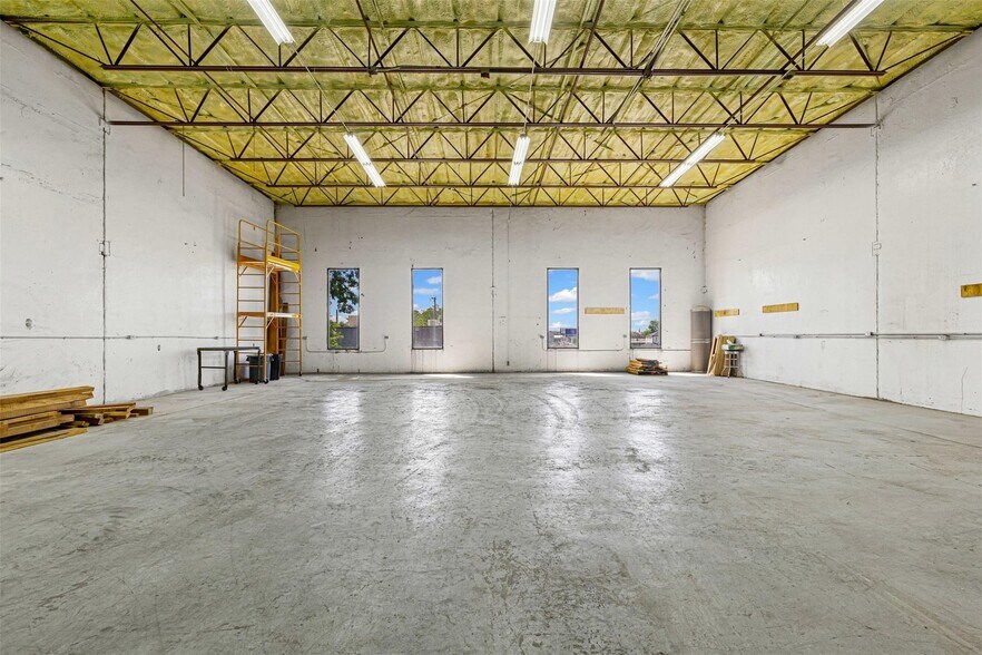 3103 8th Ave, Fort Worth, TX à louer - Photo de l’immeuble – Image 1 sur 13