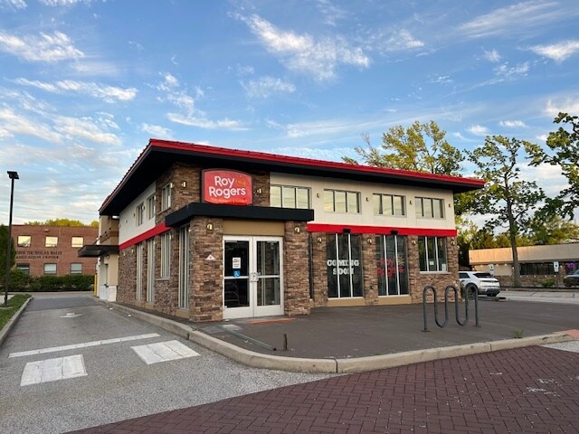614 Haddonfield Rd, Cherry Hill, NJ à vendre Photo de l’immeuble– Image 1 sur 10