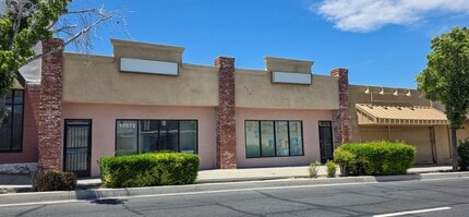 15572-15576 7th St, Victorville, CA à louer Photo de l’immeuble– Image 1 sur 15