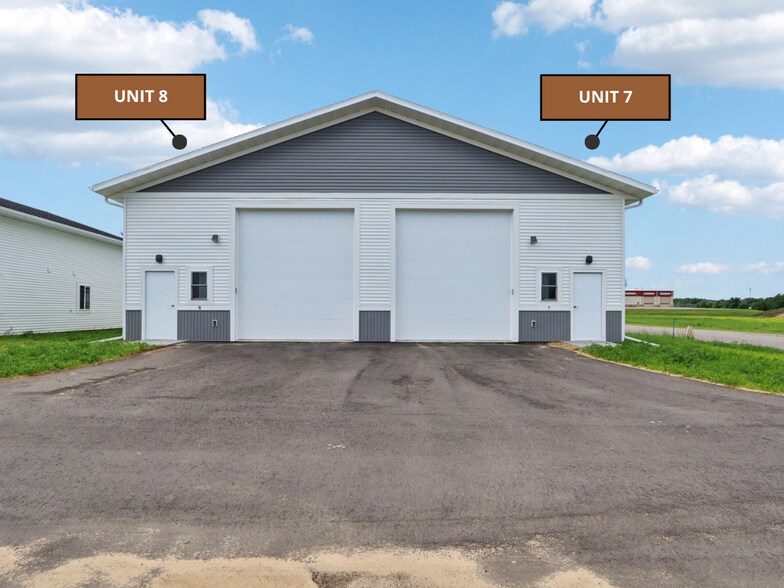407 Wengel dr, Reedsburg, WI à vendre - Photo de l’immeuble – Image 3 sur 38