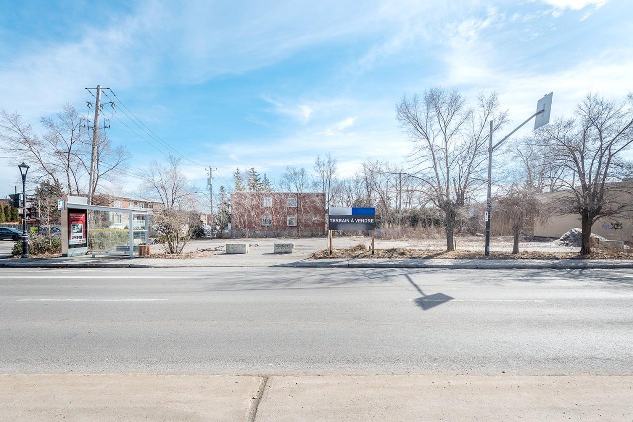 8960 St Sherbrooke E, Montréal, QC à vendre Photo de l’immeuble– Image 1 sur 5