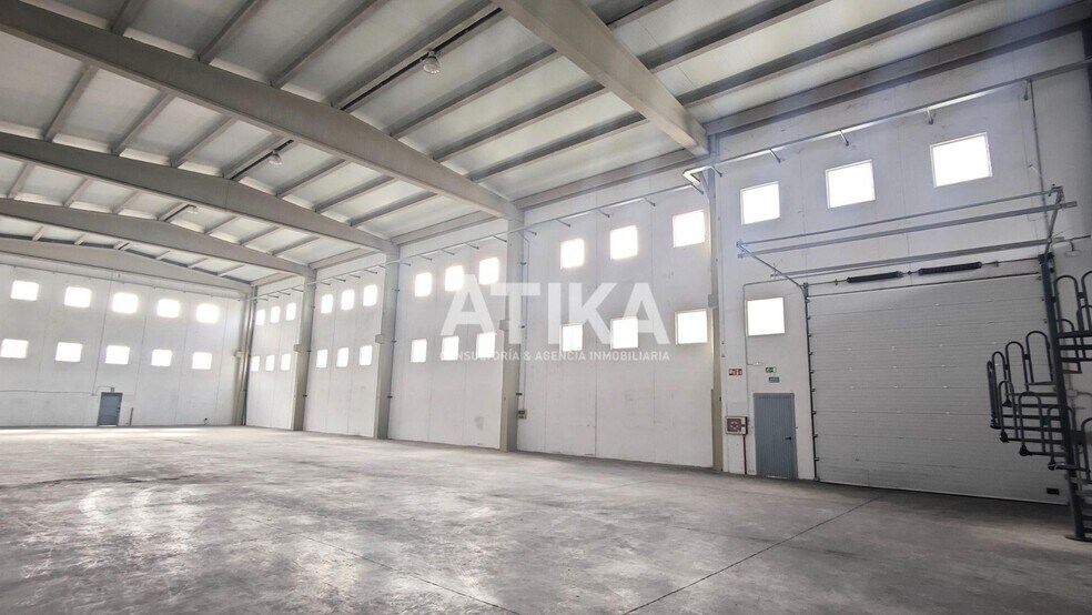 Industriel/Logistique dans Ontinyent, Valencia à louer - Photo principale – Image 2 sur 20