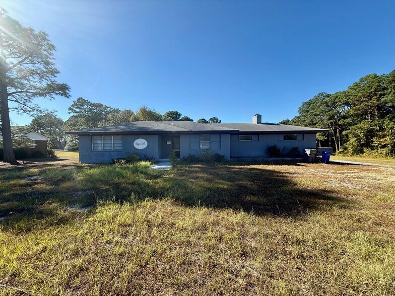 3840-3850 Legion Rd, Hope Mills, NC à vendre - Photo de l’immeuble – Image 2 sur 17