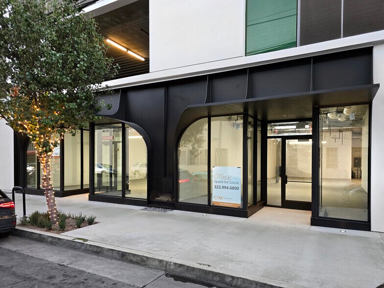 7007 Romaine St, Los Angeles, CA à louer - Photo de l’immeuble – Image 2 sur 11