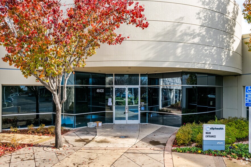 46420-46430 Fremont Blvd, Fremont, CA à louer - Photo de l’immeuble – Image 2 sur 5