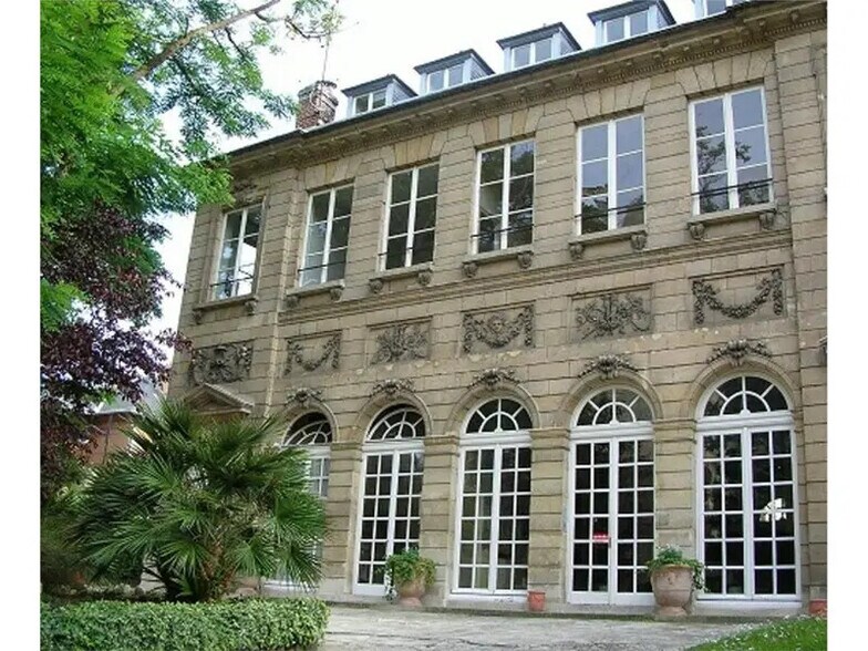 38 Rue Du Faubourg Saint-Jacques, Paris à louer - Photo de l’immeuble – Image 2 sur 5