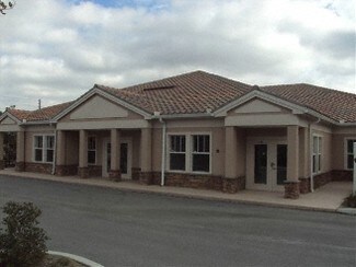 Plus de détails pour 17020 County Line Rd, Spring Hill, FL - Bureau/Médical à louer