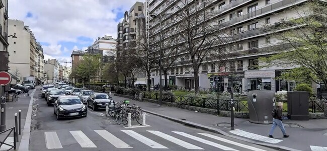 Plus de détails pour Local commercial à louer