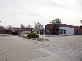 Plus de détails pour 141 SW 63rd St, Des Moines, IA - Bureau/Local commercial à louer
