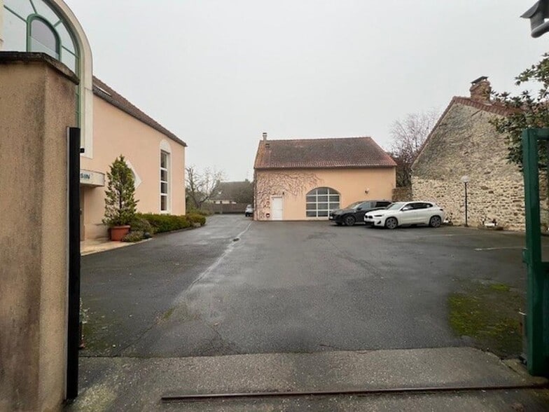 5 Grande Rue, Limours à louer - Photo de l’immeuble – Image 2 sur 15