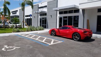 Plus de détails pour 11920 NW 87th Ct, Hialeah Gardens, FL - Bureau/Local commercial à louer