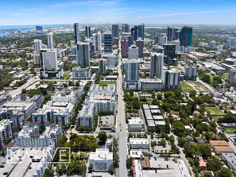500 NE 3rd Ave, Fort Lauderdale, FL à louer - Photo de l’immeuble – Image 3 sur 23